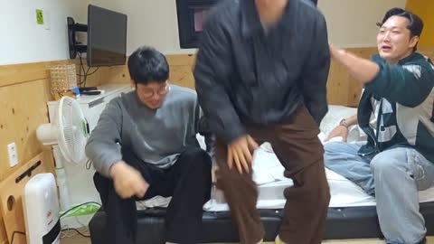 뿌랑_ - [클립]꾸리뉴 비방 멘트 듣고 찐으로 서운했던 홍타쿠 ㅋ...