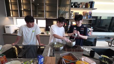 주륵주륵르르 - [클립]김봉준: 섭외할 때가 제일  스트레스 받아 미안...