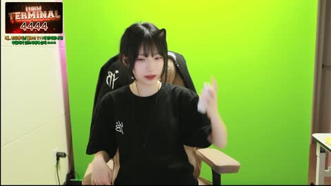 auxhdtchsirg - [클립]으냉:피넛님 모든게임을 다 잘하는걸 아니란...