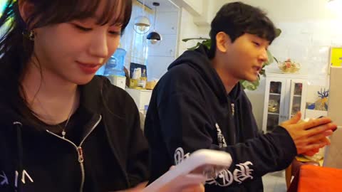 주륵주륵르르 - [클립]김민교: 방송 도와주셔서 20 보내겠습니다 사장...