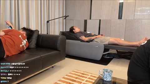 주몽3 - [클립]김봉준 옆에가서 살짝누운 한둬얼 ㅋㅋㅋㅋㅋㅋㅋㅋㅋㅋ...