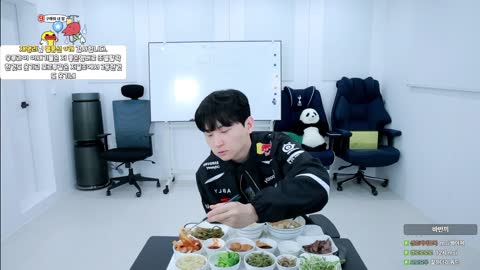 주륵주륵르르 - [클립]쿼드: 형 나 어제어제께 경기 한 거 봤어? 데이...