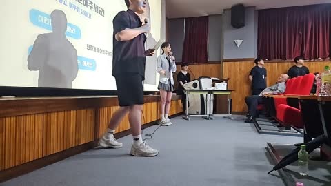 이얍뽀우 - [클립]여푸 남친 유무 물어보는 산본 고등학생