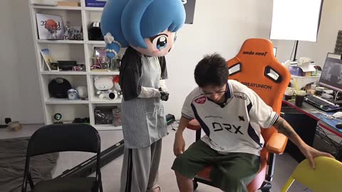 주륵주륵르르 - [클립]꾸티뉴에게 벌벌 기는 하루비