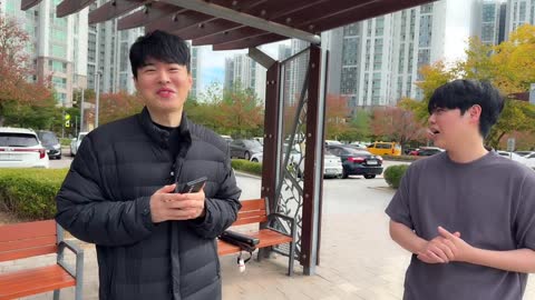 솔리스트 - [클립]시청자 만명 될때까지 걷습니다 with 김윤환 더블비