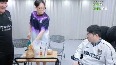 으악민초다 - 뿌꾸) 포켓몬 볼펜 선물 / 감스트) 아..제가 포켓몬펜을...