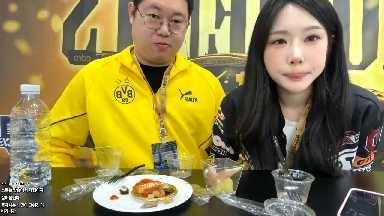 으악민초다 - 감스트) 아뚱아 제갈금자님 노리자 금자님이 너 좋아하는...