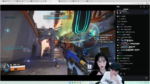 주륵주륵르르 - [클립]해동중인 해기 아나를 보는 도현 반응