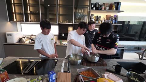 주륵주륵르르 - [클립]김봉준: 오리 잘 만난 게 그전에 돈이 하나도 ...