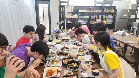 야바 - [클립]킴성태) 안되겠다 수니그룹이랑 MT가자 / 강만식) 남상렬...