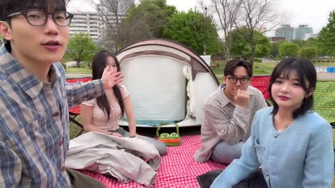 주륵주륵르르 - [클립]쭈빈: 저희 부모님이 스님이셔가지고 어머니 결혼...