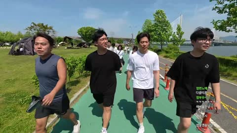 플라즈마단 - [클립]	염보성 : 그럼 그 분이랑 끝? / 박사장 : 합숙...