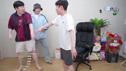 플라즈마단 - [클립]추사랑한테 게이 바이러스 옮은 김봉준 ㅋㅋ...