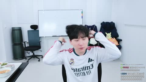 주륵주륵르르 - [클립]김민교가 트릭두 구매한 과정