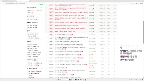 월룩이 - [클립]와우펀맨 팬치만화 보고 개좋아하는 우왁굳