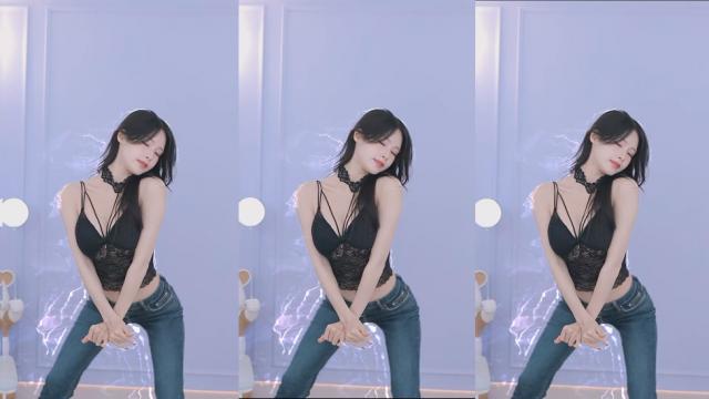 한유하 - Miniskirt / 짧은 치마