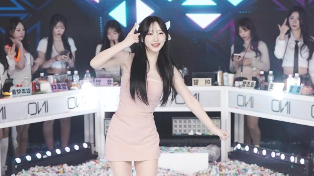 이월-너와모든지금 / 실물직캠 / 화질변경 1080p