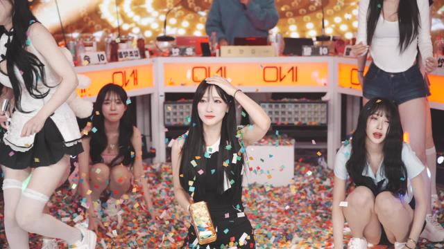 [이노레이블] 이월 - 사기캐 /실물직캠