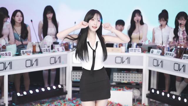 이월 - S.귀여워서 미안해 / 실물직캠