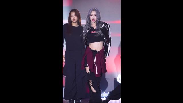 like jennie 직캠 도희 by Greeming*