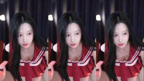 혜지 AOA  짧은치마