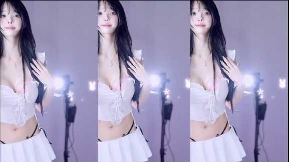 아리샤  아로아로